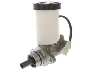 2004, 2003, 2002, 2001, 2000, 1999 Chevrolet Tracker Brake Master Cylinder