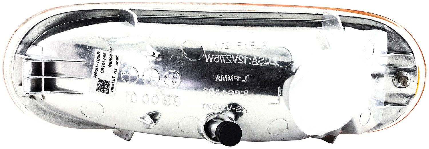 2005, 2004, 2003 Volkswagen Beetle Side Marker Light Assembly
