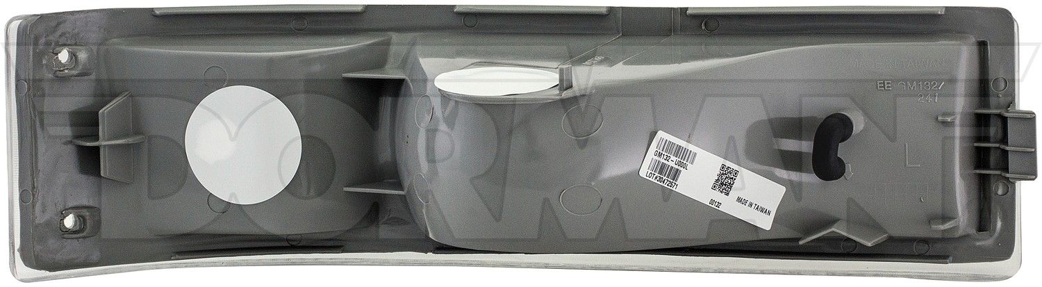 2004, 2003, 2002, 2001, 2000, 1999, 1998, 1997, 1996, 1995 Chevrolet Astro Turn Signal / Parking Light Assembly