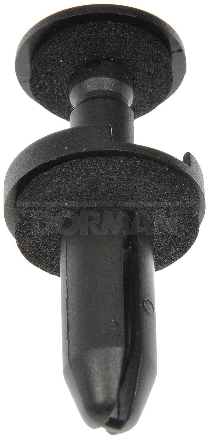 2013, 2012, 2011 Dodge Durango Exterior Molding Clip