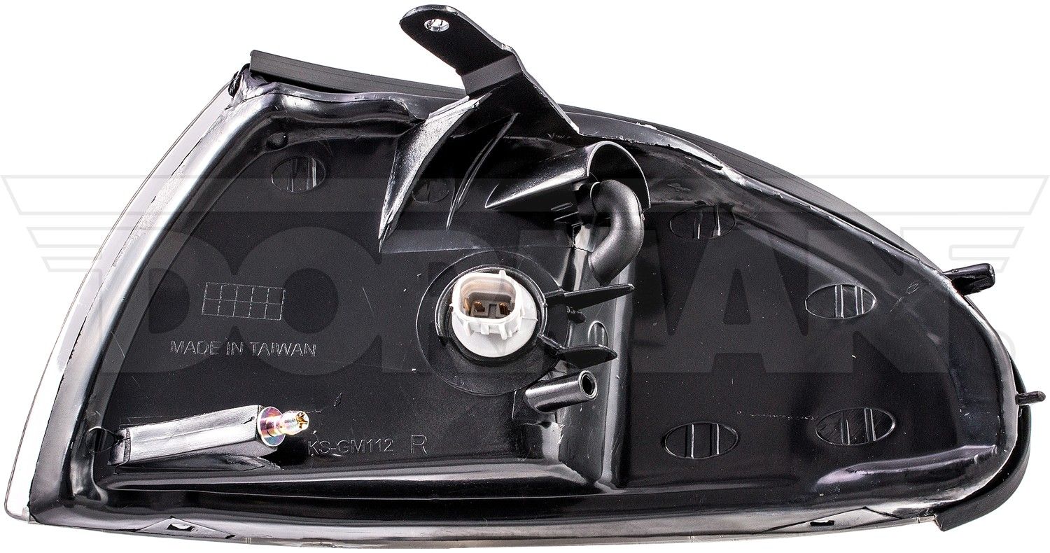 1997, 1996, 1995, 1994, 1993 Geo Prizm Turn Signal / Parking Light Assembly