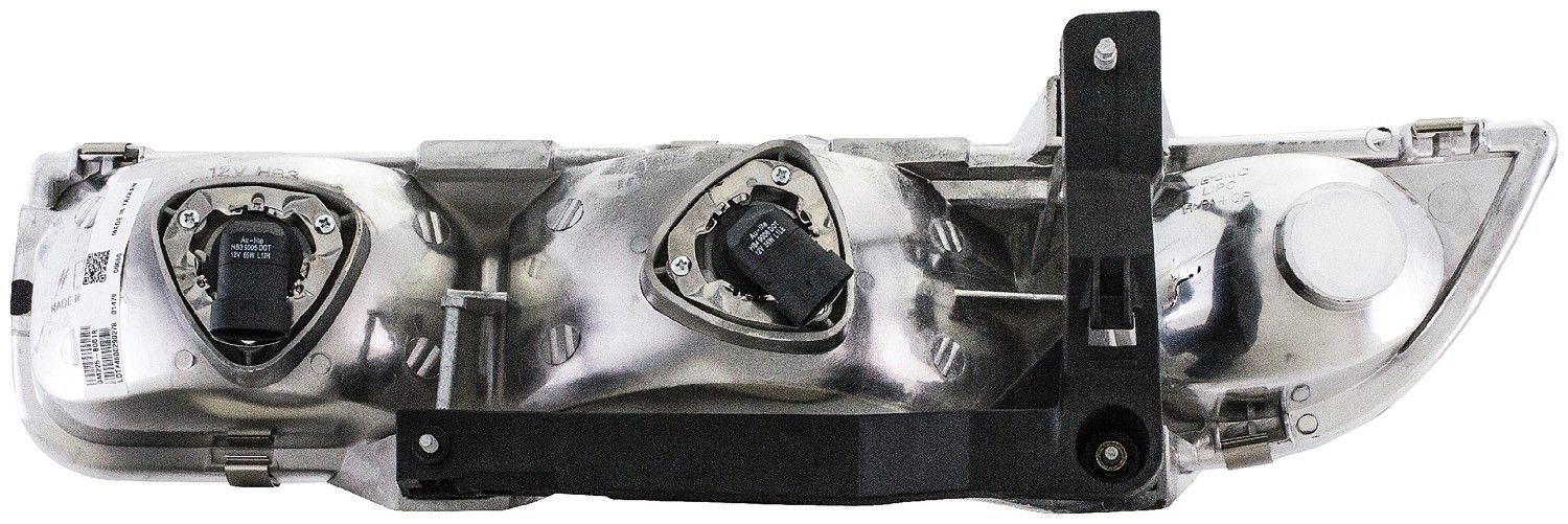 1999, 1998, 1997, 1996 Saturn SL1 Headlight Assembly