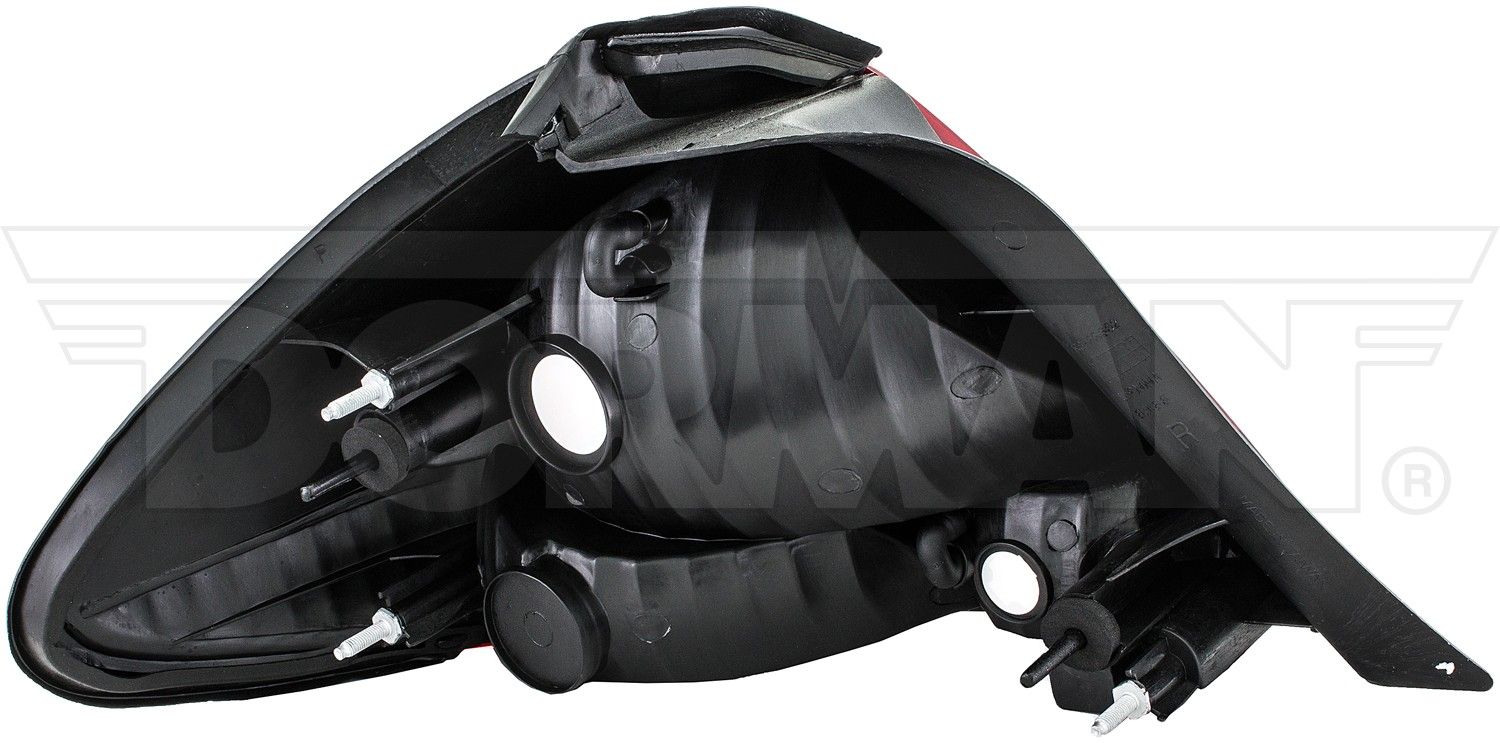 2003, 2002, 2001, 2000 Ford Taurus Tail Light Assembly