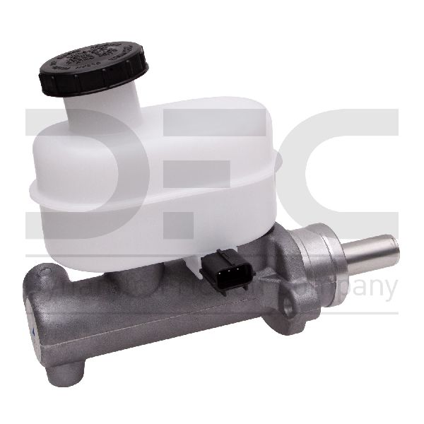 1997-1998 Ford E-350 Econoline Brake Master Cylinder (Dynamic Friction)