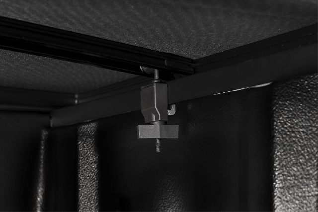 2019-2023 Ram 1500 Classic Tonneau Cover (Extang)