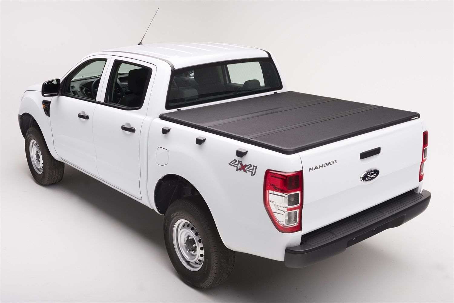2012, 2011, 2010, 2009 Suzuki Equator Tonneau Cover