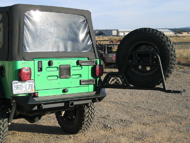 1997-2017 Jeep Wrangler Spare Tire Carrier (Fab Fours)
