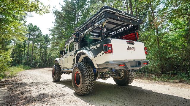 2020-2024 Jeep Gladiator Bumper - Rear (Fab Fours)