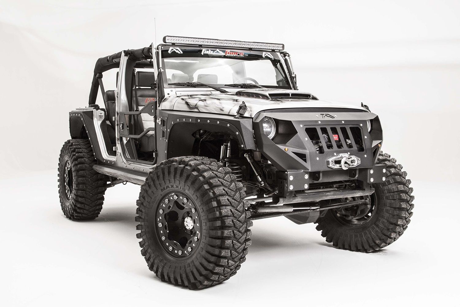 2017, 2016, 2015, 2014, 2013, 2012, 2011, 2010, 2009, 2008, 2007 Jeep Wrangler Bumper