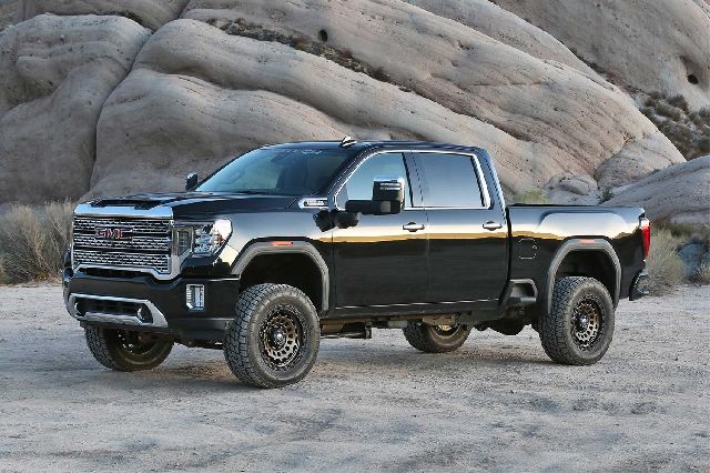 2020-2023 GMC Sierra 2500 HD Suspension Lift Kit (Fabtech)