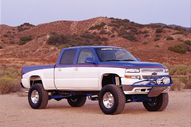 2001-2006 GMC Sierra 3500 Suspension Lift Kit (Fabtech)