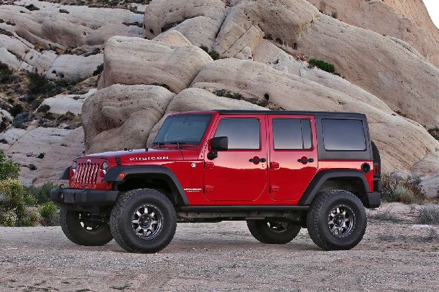 2007-2017 Jeep Wrangler Suspension Lift Kit (Fabtech)