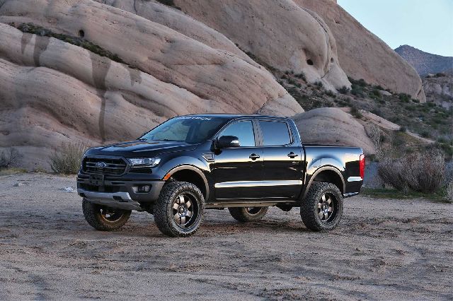 2019-2023 Ford Ranger Suspension Lift Kit (Fabtech)