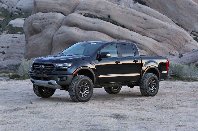 2019-2023 Ford Ranger Suspension Lift Kit (Fabtech)