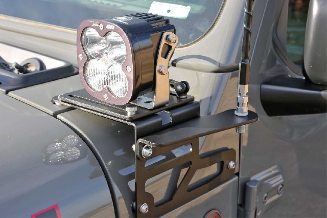 2018-2021 Jeep Wrangler Antenna Bracket (Fabtech)