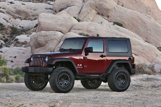 2007-2017 Jeep Wrangler Suspension Lift Kit (Fabtech)