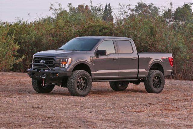 2021-2023 Ford F-150 Suspension Lift Kit (Fabtech)