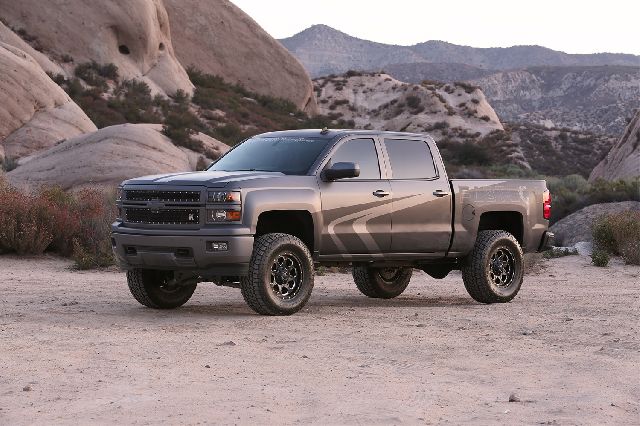 2014-2018 Chevrolet Silverado 1500 Suspension Lift Kit (Fabtech)