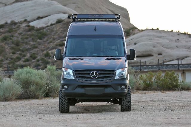 2015-2021 Mercedes-Benz Sprinter 2500 Suspension Lift Kit - Front (Fabtech)