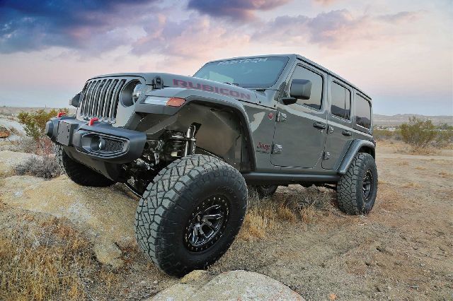 2018-2021 Jeep Wrangler Fender - Front (Fabtech)