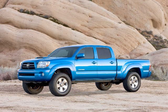 2005-2014 Toyota Tacoma Suspension Lift Kit (Fabtech)