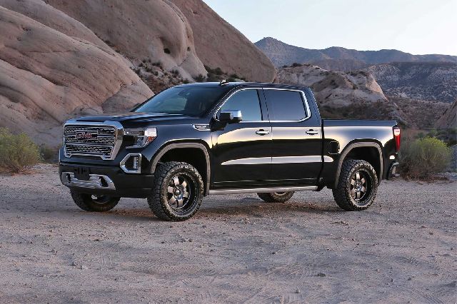 2019-2023 Chevrolet Silverado 1500 Suspension Lift Kit (Fabtech)