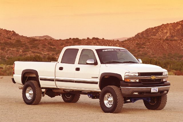 2001-2006 GMC Sierra 3500 Suspension Lift Kit (Fabtech)