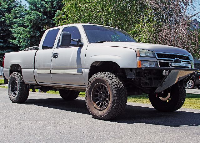 2007 GMC Sierra 1500 Classic Exhaust System Kit (Flowmaster)