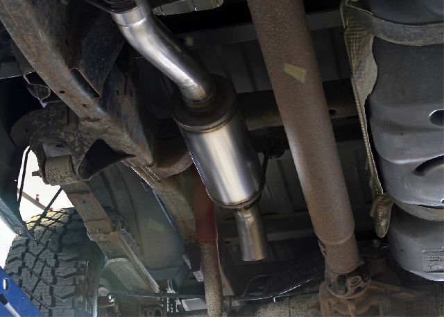 2006-2008 Dodge Ram 1500 Exhaust System Kit (Flowmaster)