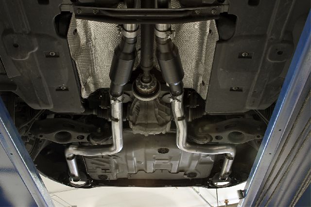 2015-2022 Chrysler 300 Exhaust System Kit (Flowmaster)