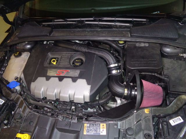 2015-2018 Ford Focus Air Intake Kit (Flowmaster)
