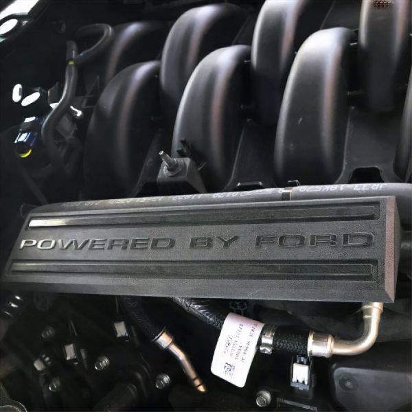 2018-2019 Ford Mustang Engine Dress Up Kit (Ford Performance)