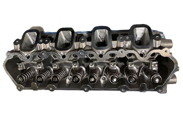 2020-2023 Ford F-550 Super Duty Engine Cylinder Head (Ford Performance)