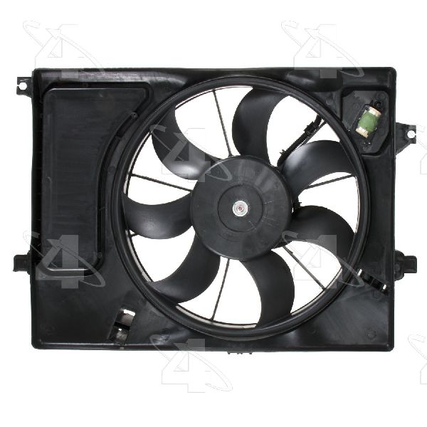 2013-2014 Hyundai Elantra GT Engine Cooling Fan Assembly (Four Seasons)