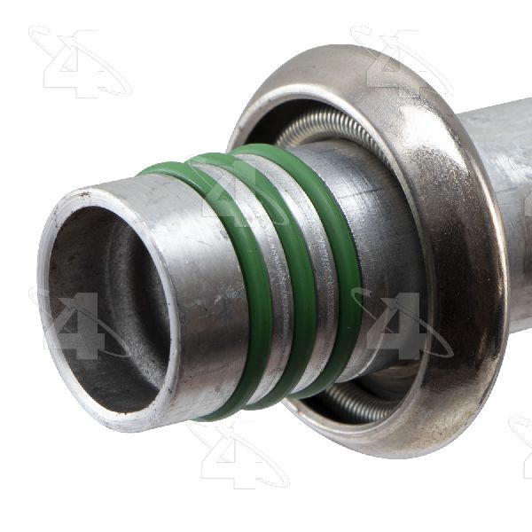 2004-2005 Lincoln Town Car A/C Refrigerant Suction Hose (Four Seasons)