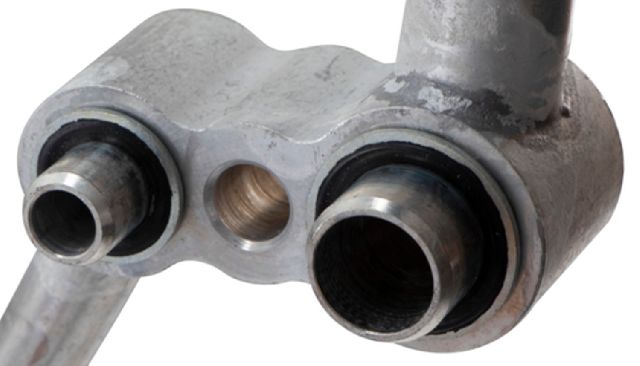 2013-2017 Cadillac ATS A/C Refrigerant Discharge / Suction Hose Assembly (Four Seasons)