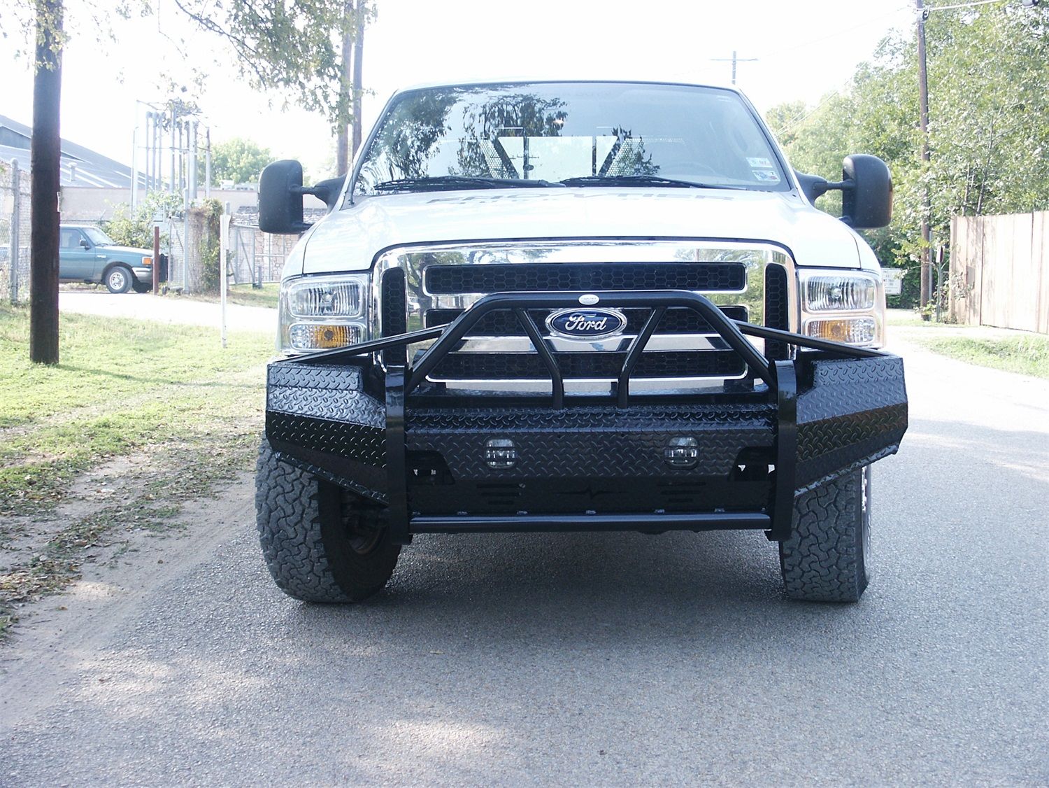 2005 Ford Excursion Bumper