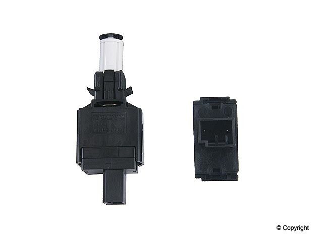 2000-2006 Volvo S80 Brake Light Switch (Genuine)