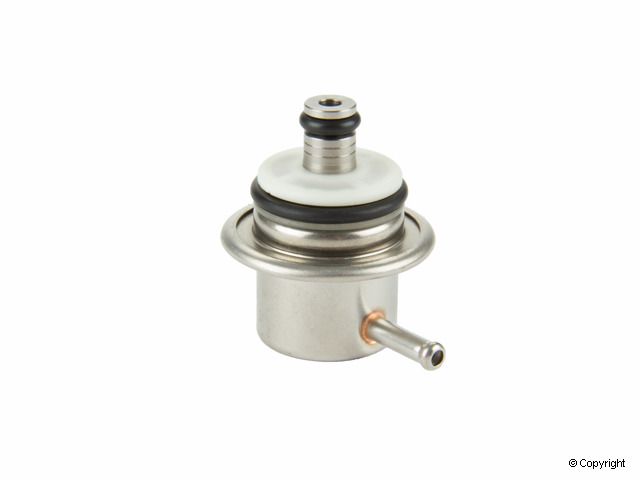 2003-2004 Volvo S40 Fuel Injection Pressure Regulator (Genuine)