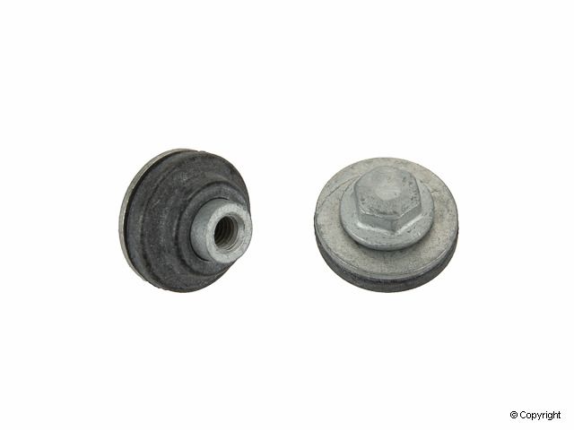 1998 BMW 528i Engine Valve Cover Nut