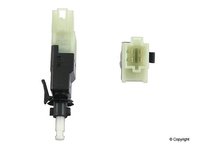 2014, 2013, 2012, 2011, 2010, 2009, 2008, 2007 Freightliner Sprinter 2500 2500 Brake Light Switch