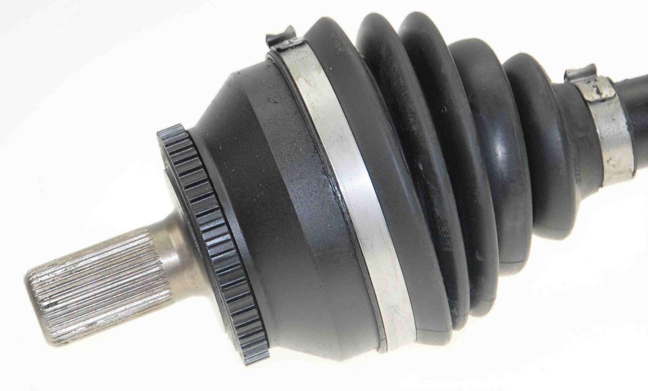 2005, 2004, 2003 Volvo XC90 Shaft