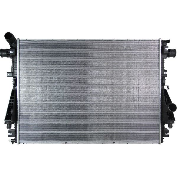 2017-2022 Ford F-550 Super Duty Radiator (Global Parts)