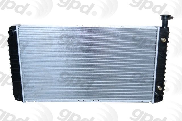 1996-2002 Chevrolet Express 2500 Radiator (Global Parts)