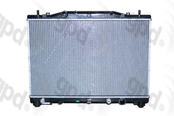 2003-2004 Cadillac CTS Radiator (Global Parts)