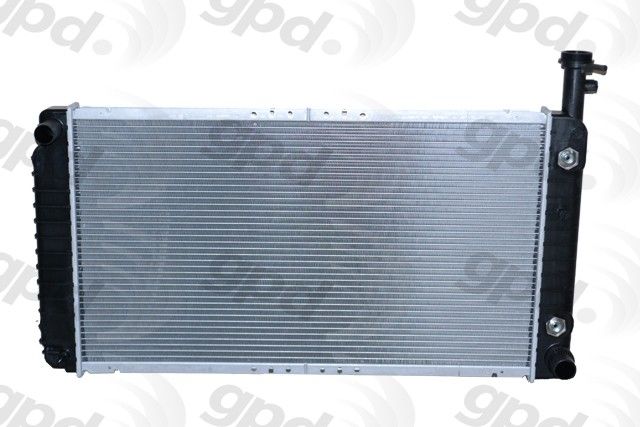 2004-2005 Chevrolet Express 2500 Radiator (Global Parts)