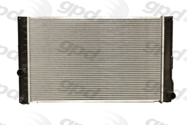 2010-2015 Toyota Prius Radiator (Global Parts)