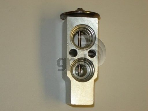 2002-2004 Kia Sedona A/C Expansion Valve - Rear (Global Parts)