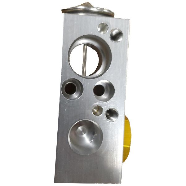 2014-2017 BMW i8 A/C Expansion Valve (Global Parts)