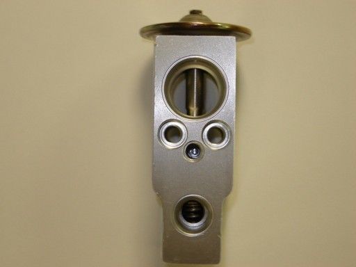 2000-2006 Mazda MPV A/C Expansion Valve (Global Parts)